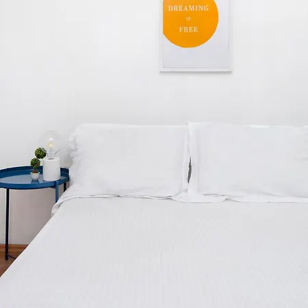 Welcome! Perfect Location-city Center Apartment Larnaca