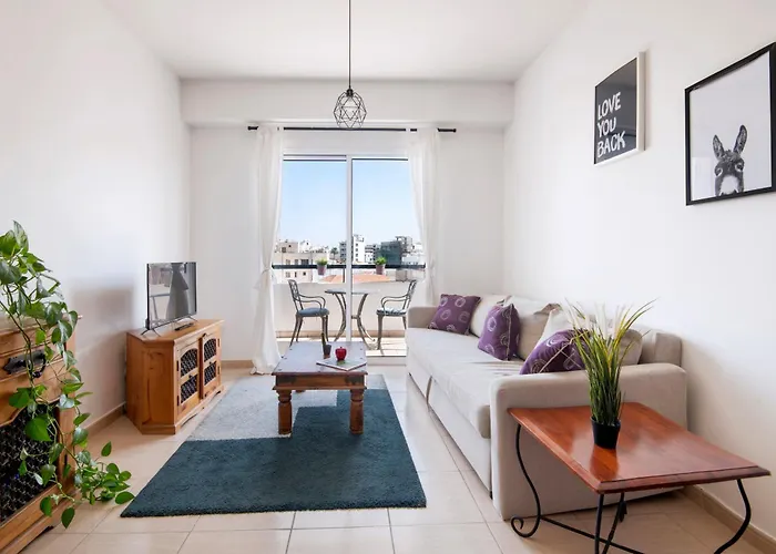 Welcome! Perfect Location-city Center Apartman